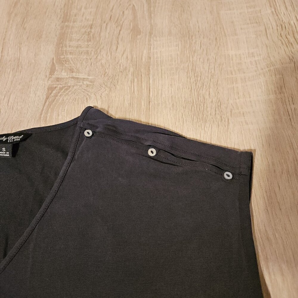 Lucky Brand Womens Size S Dark Blue Short Sleeve Vneck Top Shirt Blouse Buttons - Picture 3 of 6